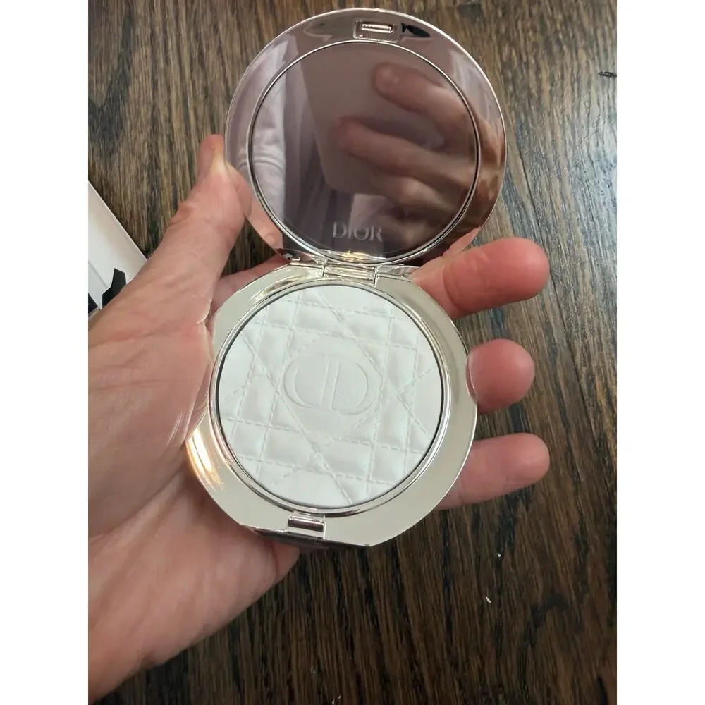 Dior Forever Nude Radiant Filter Blurring Setting Powder (00 Luminescent) NIB